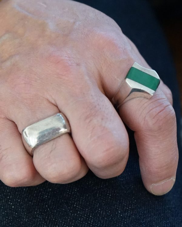 Silver Ring w/ Malachite / size: 11.5 - Image 3