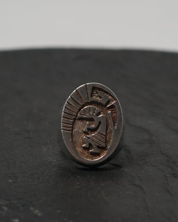 Silver Ring / size: 11.75