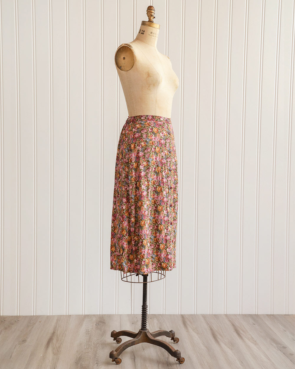 Scattering Seeds Botanical Print A-Line Skirt - Image 4